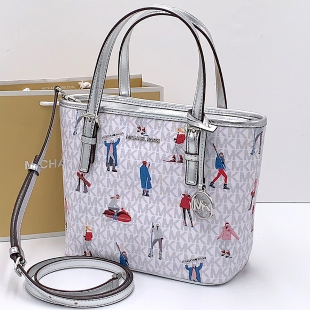 Michael Kors Jet Set Girls Print White Signature XS Carryall Top Zip Tote - Picture 1 of 15